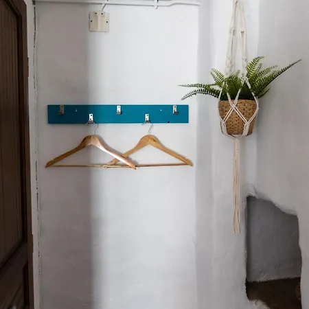 Les Hotes Du Chataignier Penens