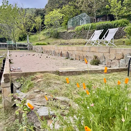 Les Hotes Du Chataignier B&B