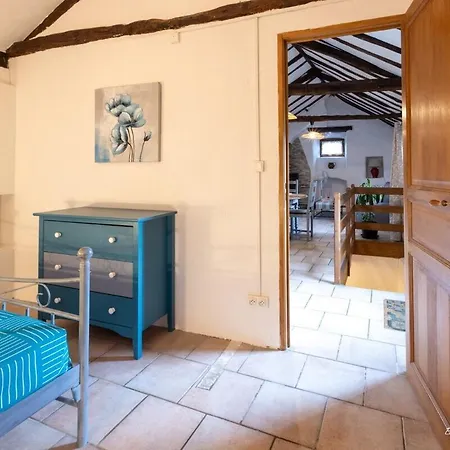 Bed & Breakfast Les Hotes Du Chataignier Penens