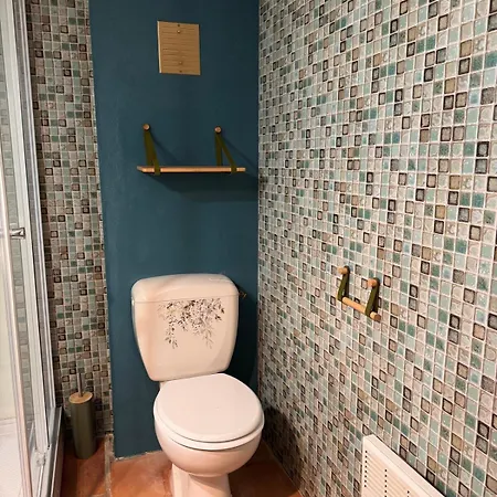 Les Hotes Du Chataignier B&B 3*