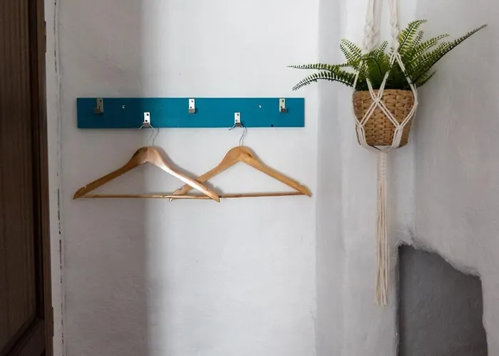 Les Hotes Du Chataignier Penens