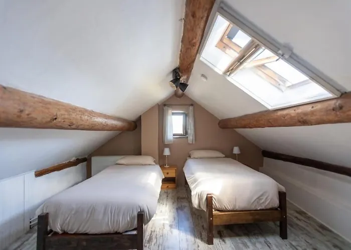 Les Hotes Du Chataignier Nocleg ze śniadaniem Penens