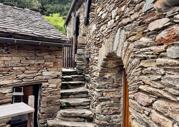 Nocleg ze śniadaniem Les Hotes Du Chataignier 3*