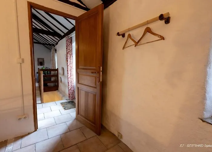 Les Hotes Du Chataignier Penens