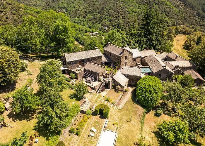 Les Hotes Du Chataignier 3* Penens