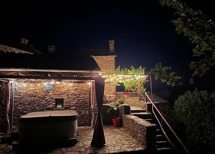 Nocleg ze śniadaniem Les Hotes Du Chataignier 3*